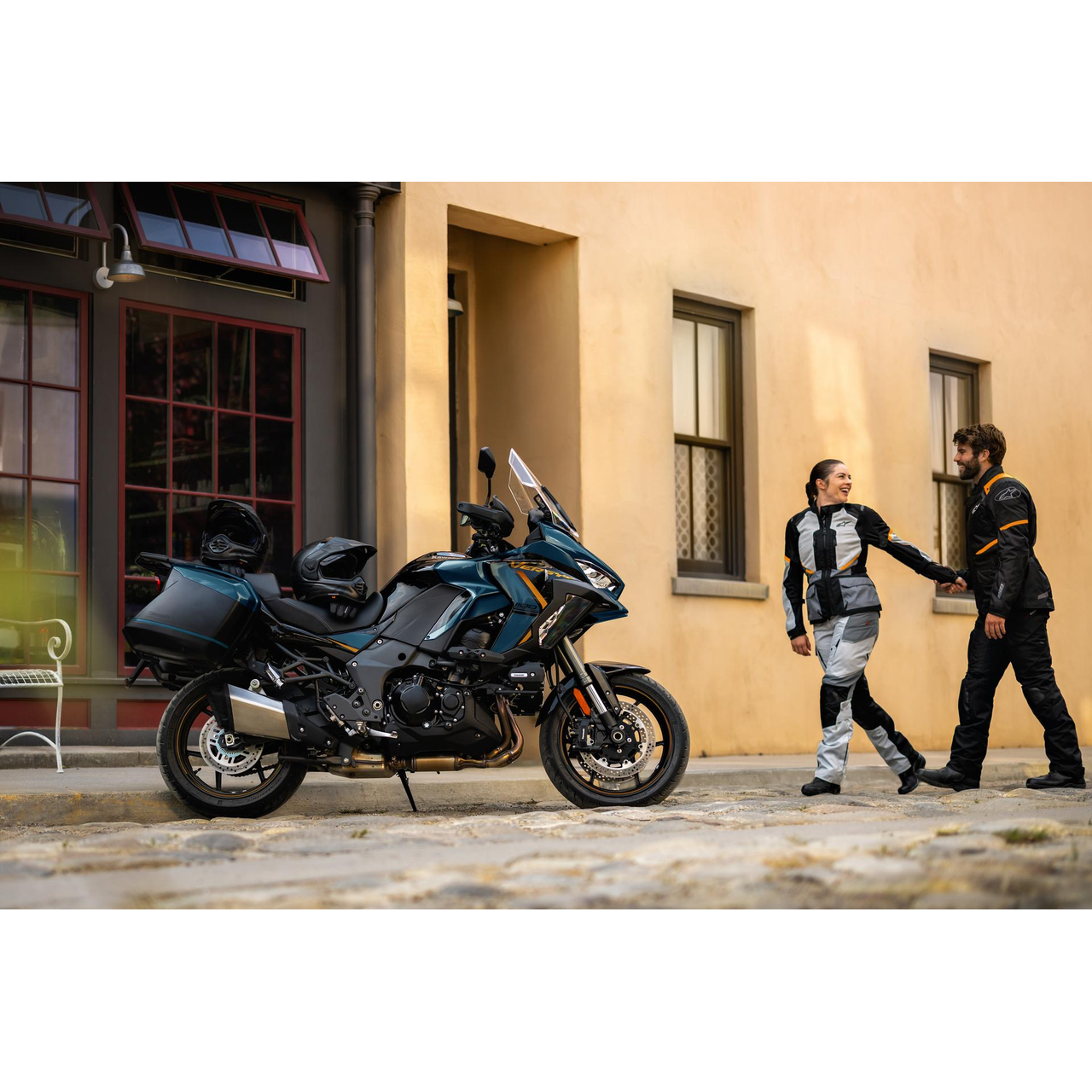 Kawasaki Versys 1100 SE - Emerald Blazed Green / Metallic Diablo Black (2026) - Image 5