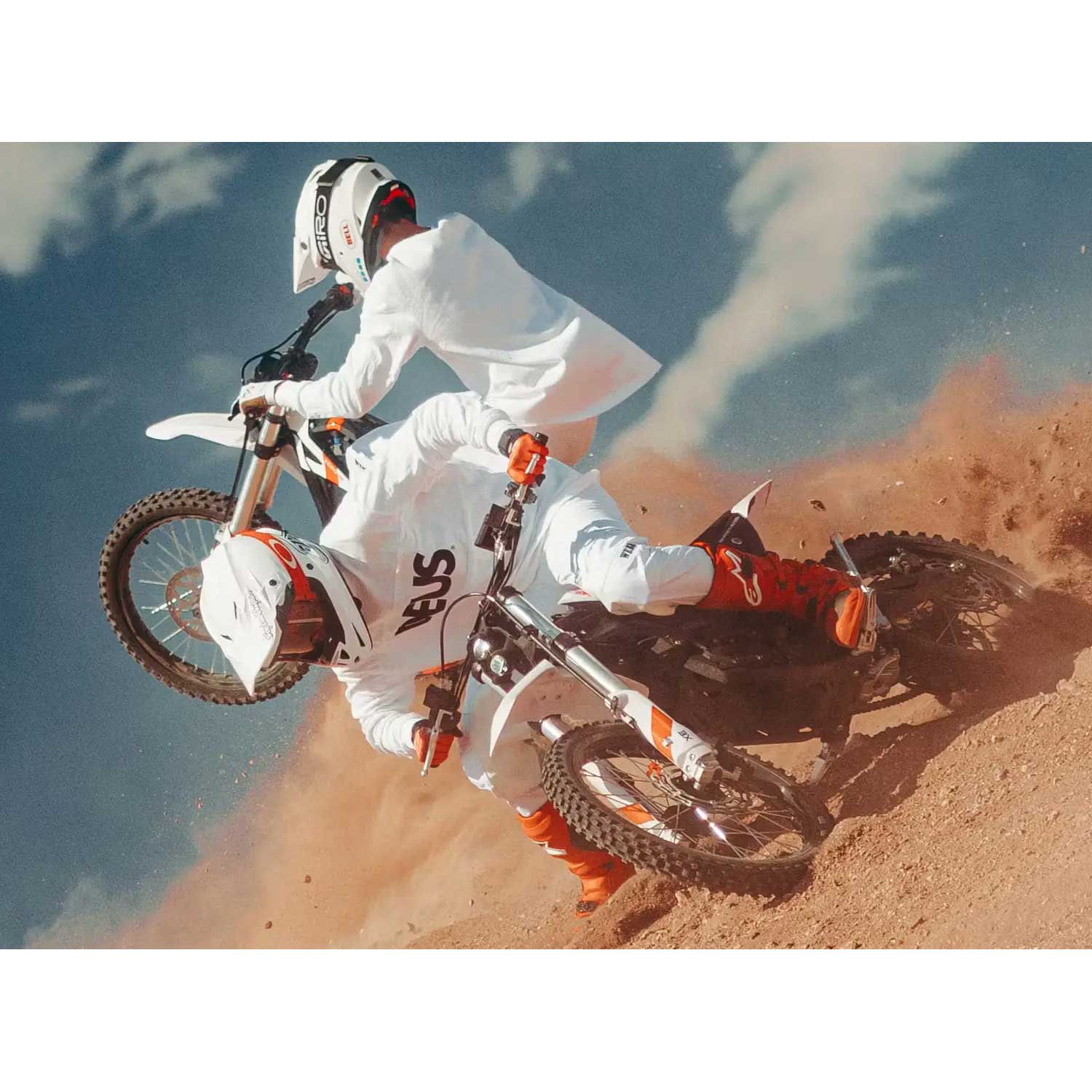 Zero XB sähkömopo – tehokas, kevyt ja moderni uutuus kaikkiin maastoihin - Image 6