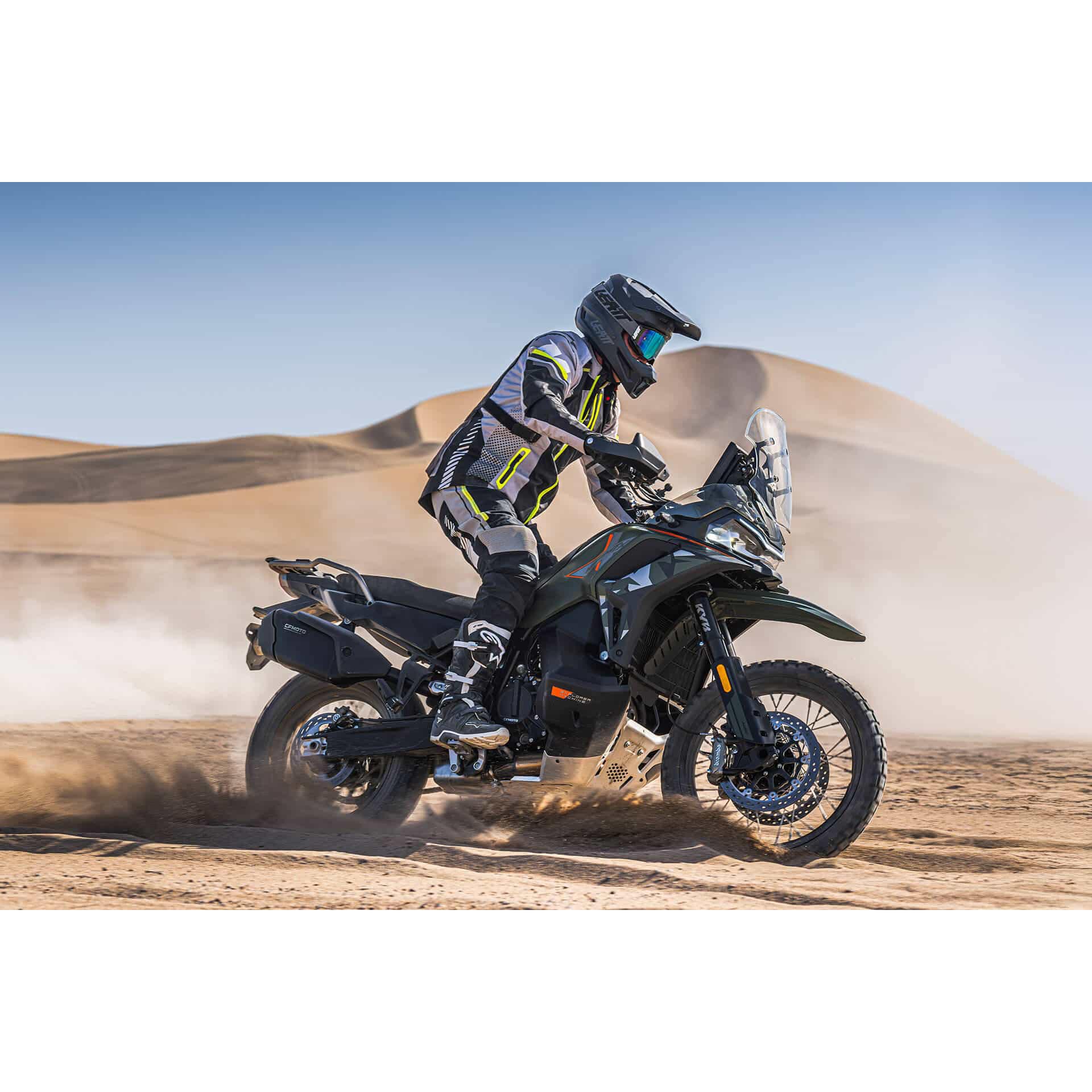 CFMOTO 1000MT-X moottoripyörä, musta/valkoinen (EURO5+) - Image 2