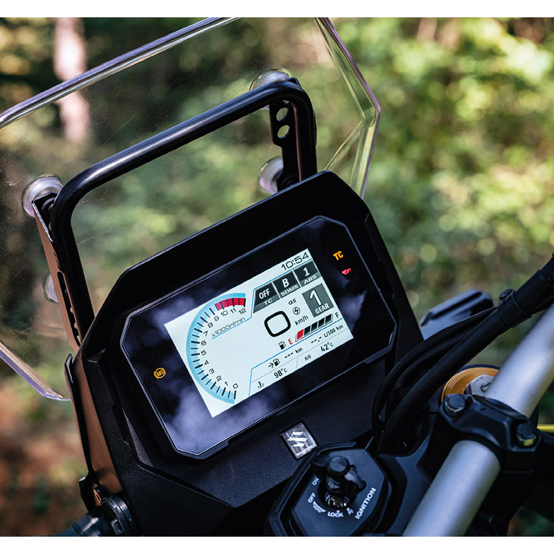 Suzuki V-STROM 800DE moottoripyörä, Pearl Tech White (2026) - Image 3