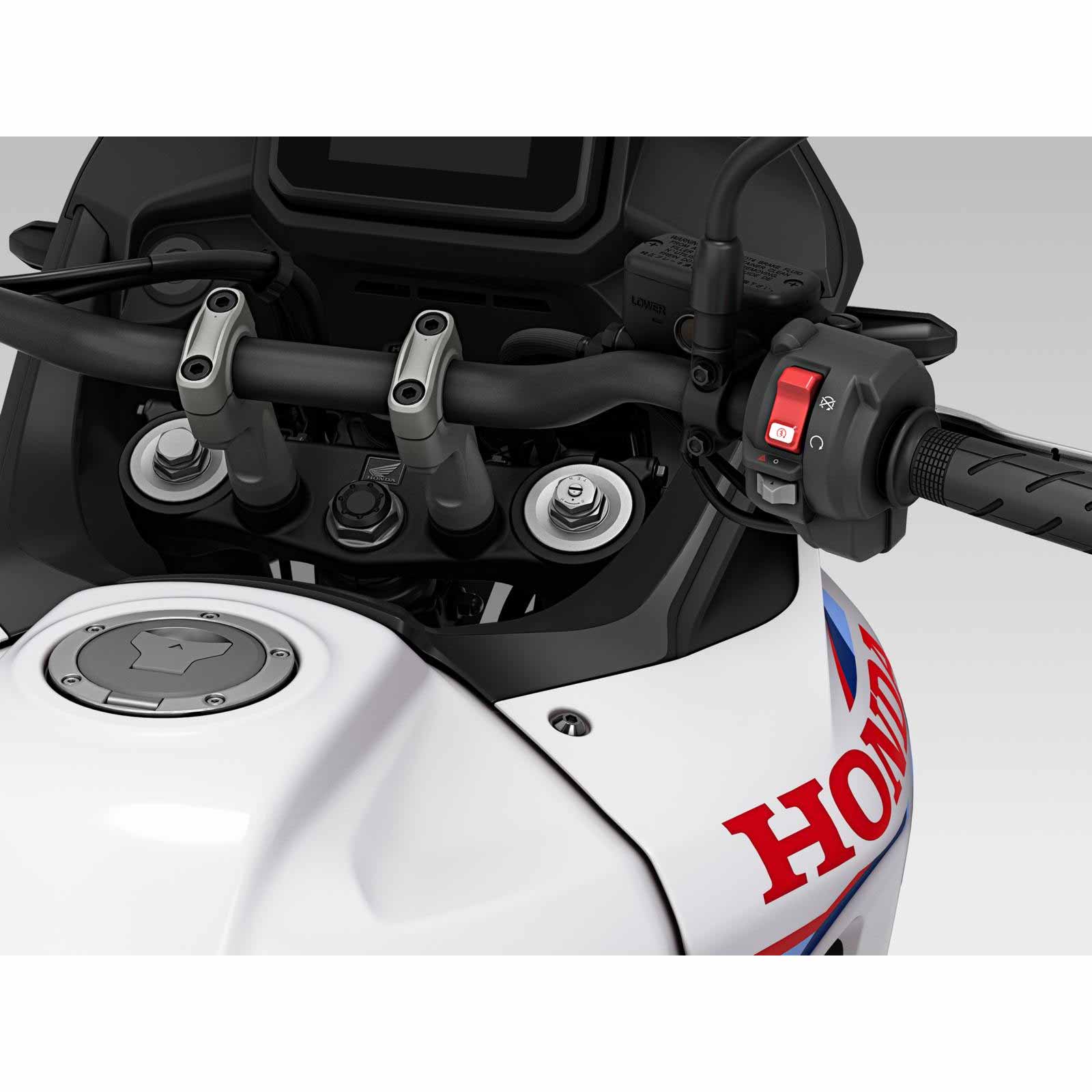 Honda XL750 Transalp adventure-moottoripyörä – 755 cc, 67,5 kW, valkoinen - Image 5